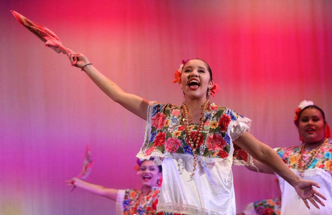 Sofía Santacruz performs ‘Las Mujeres Que Se Pintan’ from Yucatán at the Central East Danzantes de Tláloc 25th anniversary show at the Performing Arts Center on May 26, 2023.