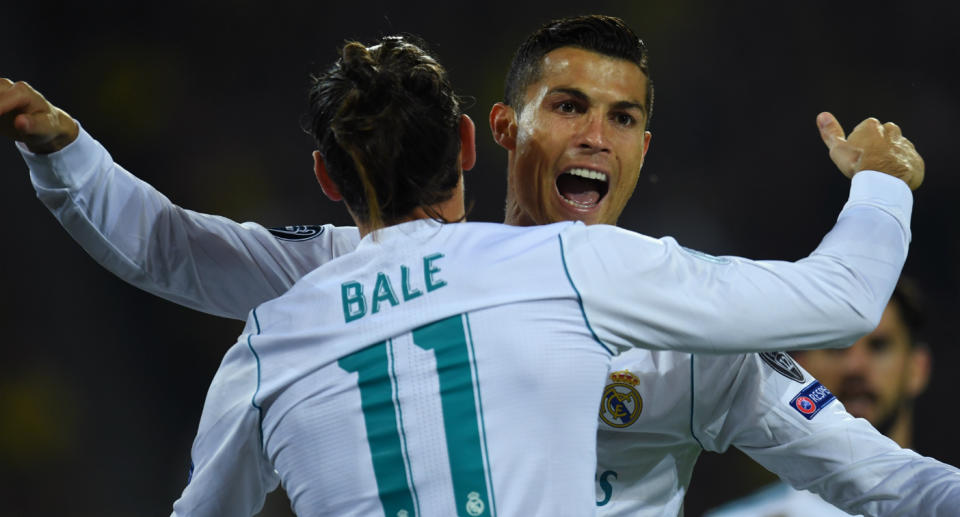 Cristiano Ronaldo félicité par Gareth Bale