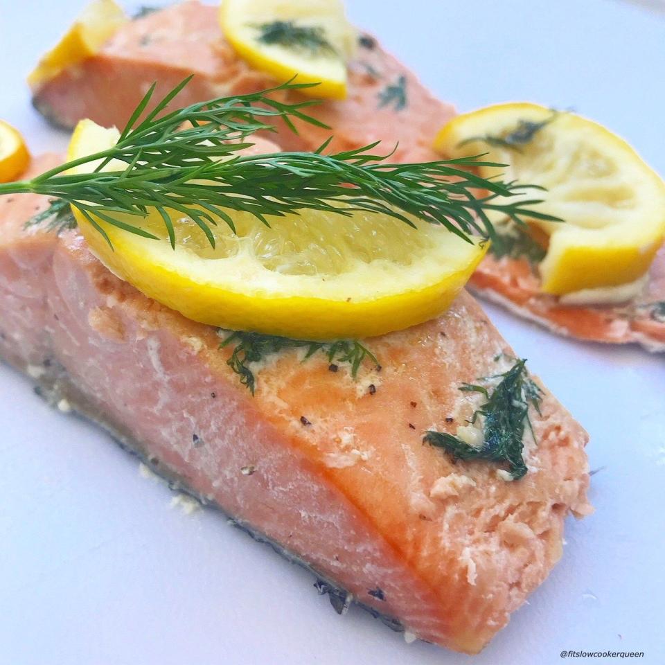 Slow-Cooker Salmon with Lemon and Dill