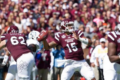 MSU's Dak Prescott throws the ball against Texas A&M on Saturday. (USAT)