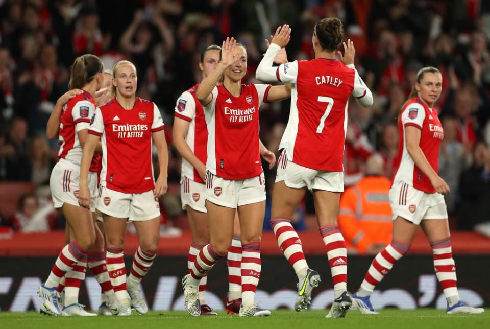 Caitlin Foord, centre, hit a late double as Arsenal beat Tottenham in the Women’s Super League (Bradley Collyer/PA) (PA Wire)