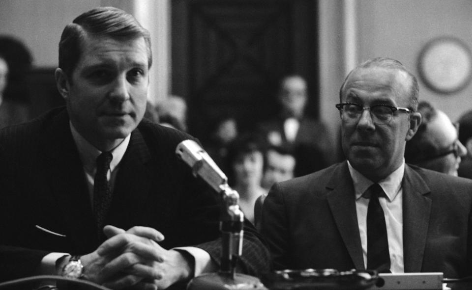 Illinois Sen. Charles Percy (left) introduces George Shultz  to a Senate committee considering Shultz’s nomination to be Richard Nixon’s Labor secretary in January 1969.