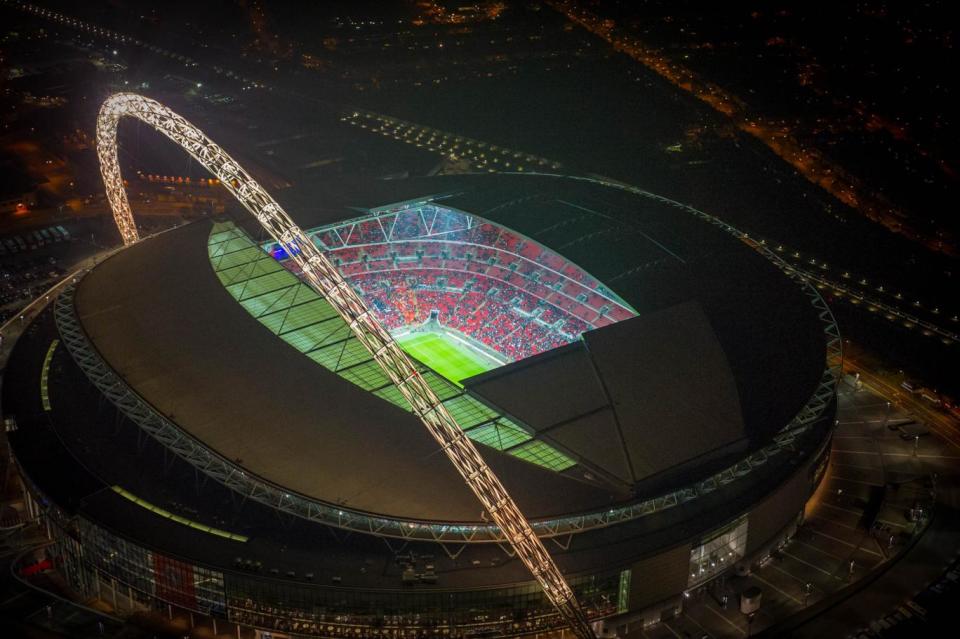 Wembley Stadium (www.jasonhawkes.com )