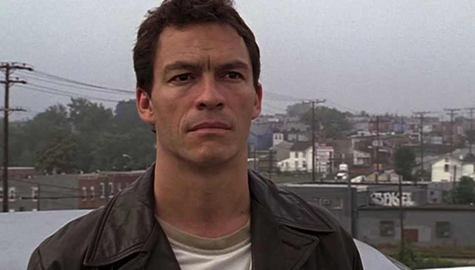 Dominic West standing outside in "The Wire"