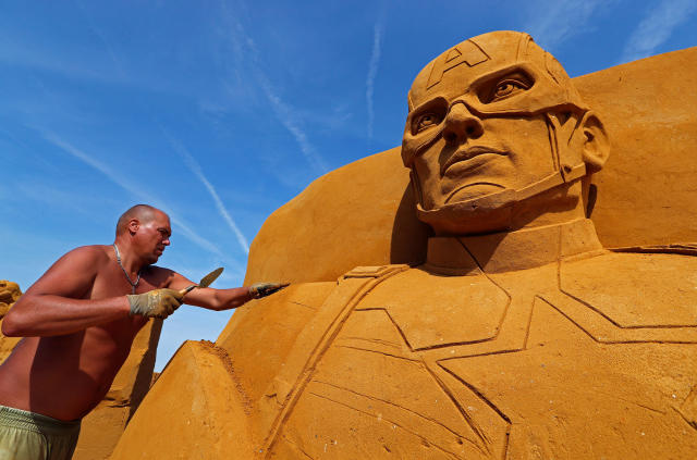 Amazing sand sculptures depict heroes of Disney, Pixar, Marvel and Star Wars