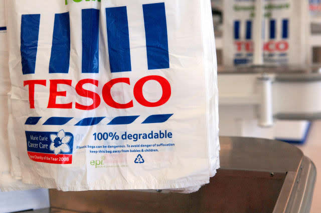 Tesco expected to announce record profits