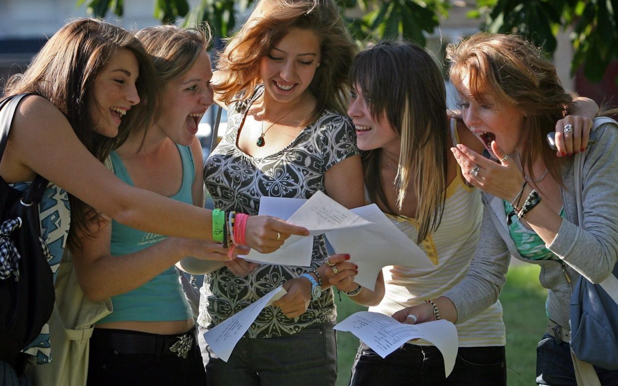 Students are facing delays in being notified about having paid off their student loans - Getty Images