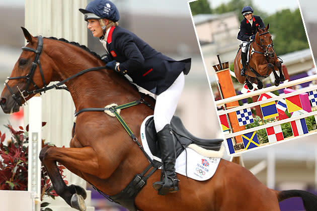 . . . reitet gerade Queen-Enkelin Zara Phillips. Mit Erfolg, die 31-Jährige holte mit ihrem Team die Silbermedaille für Großbritannien. (Bilder: Getty)