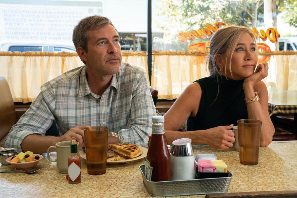 mark duplass, jennifer aniston, the morning show season 3