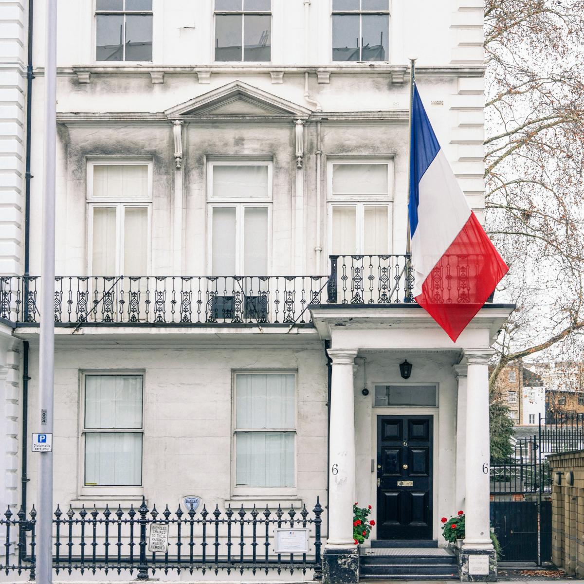 France's most famous tea house brings tea savoir faire to London