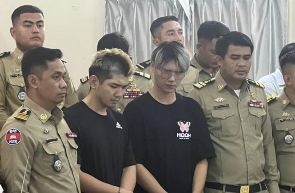 台灣網紅晚安小雞與阿鬧飛到柬埔寨自導自演遭詐騙集團毒打，遭當地警方逮捕，火速判刑2年。(圖／取自柬中時報)