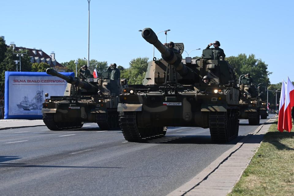 poland armed forces day tanks