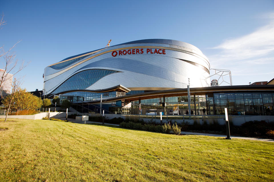 Edmonton Oilers home arena Rogers Place is reportedly the front-runner top host Stanley Cup finals. (Getty)