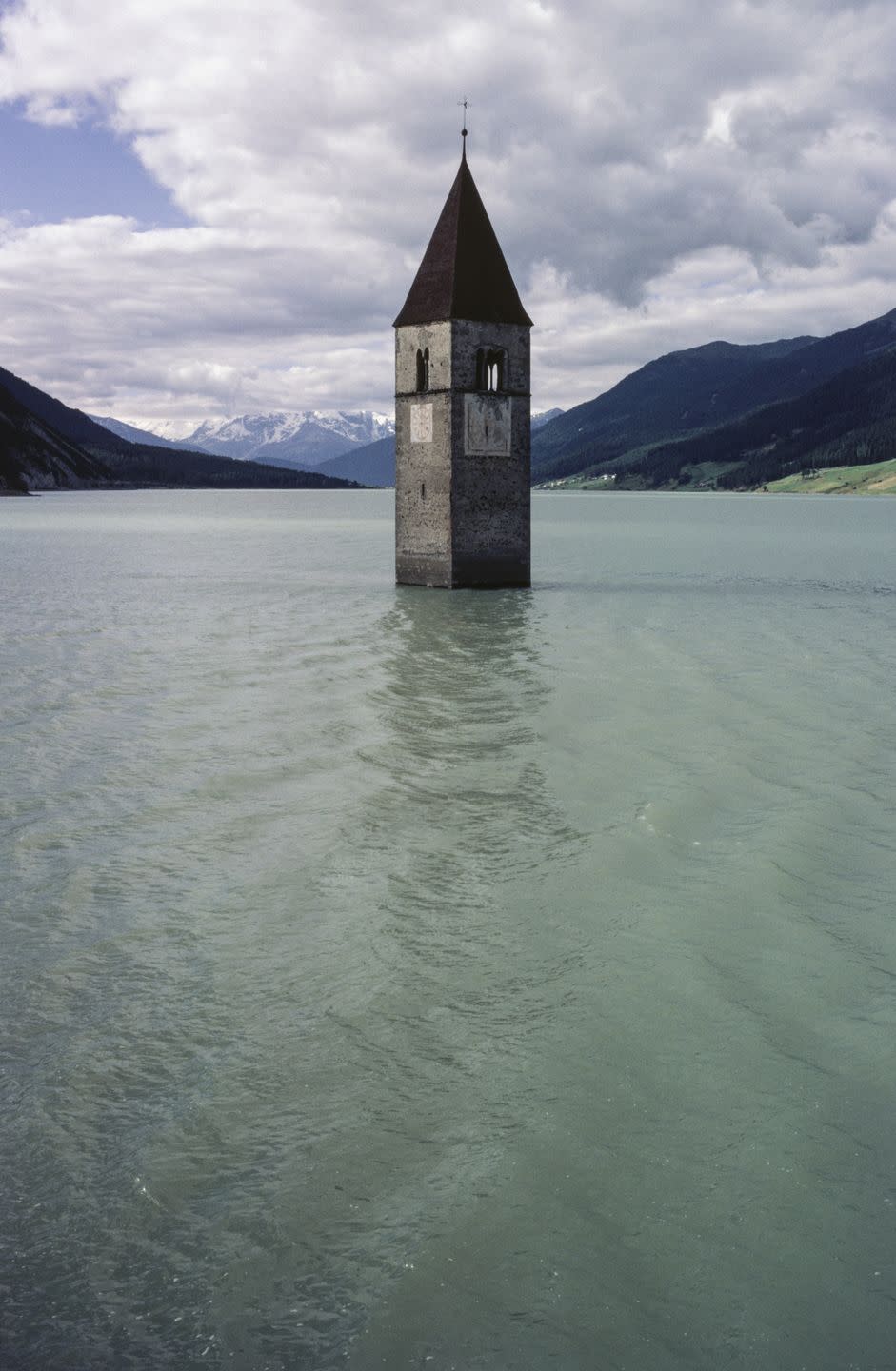 A Lost Italian Village Just Emerged After More Than 70 Years Underwater