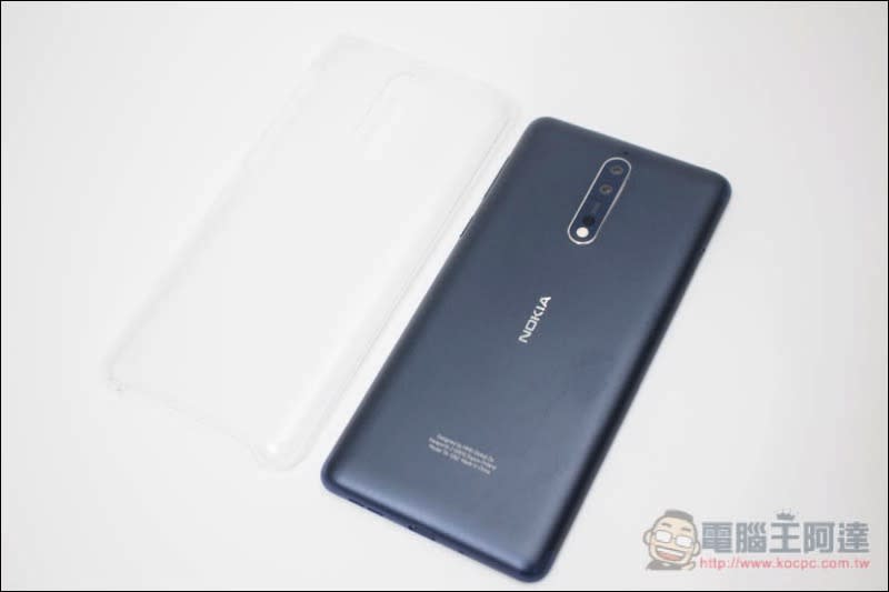 NOKIA 8 開箱 、評測CP值最高旗艦機 遠傳獨賣並贈 Google Play 千元購物金