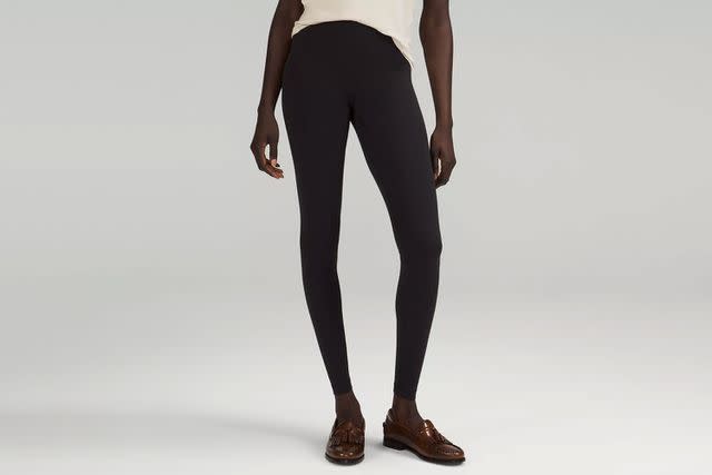 <p>Lululemon</p>