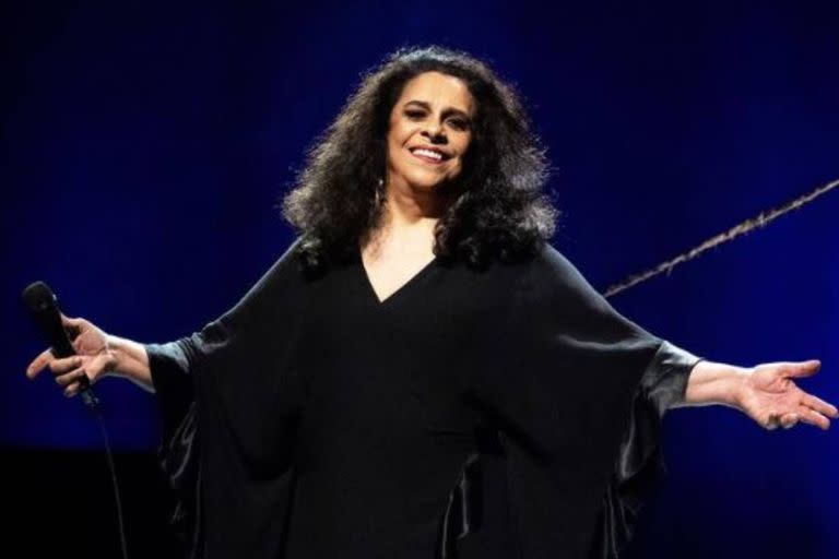 Gal Costa, una de las más grandes exponentes de la Música Popular Brasileña, que falleció este miércoles a la edad de 77 años, estaba comprometida con la política de su país y en las últimas elecciones apoyó claramente a uno de los dos candidatos