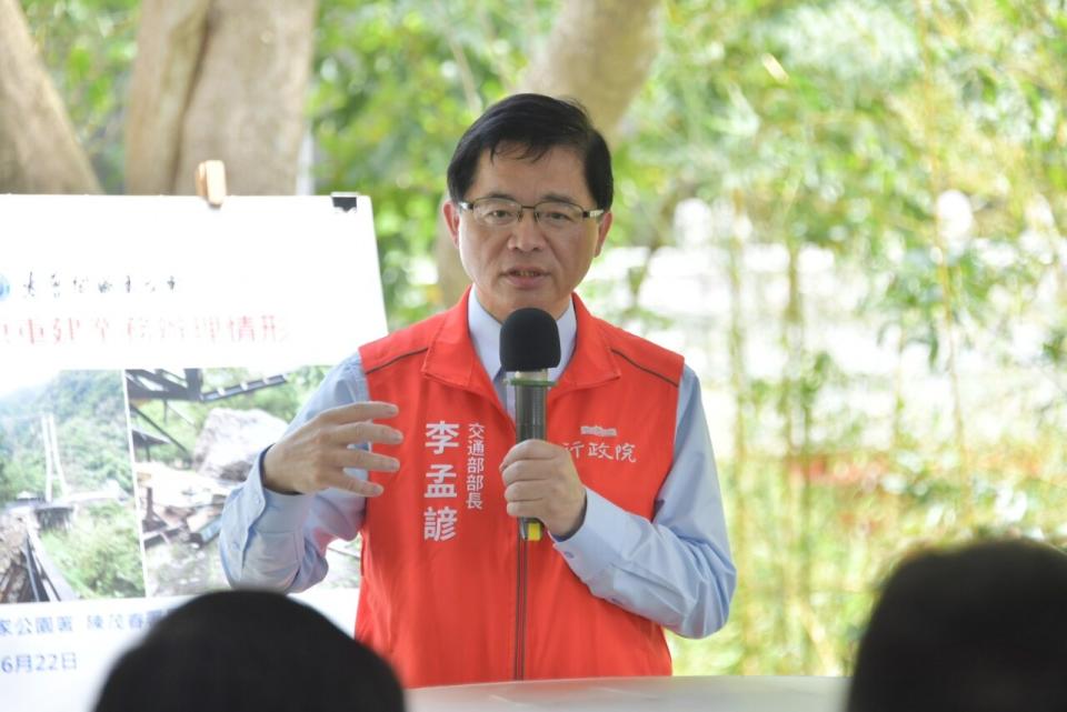 針對福建踩線團在陸委會提升陸港澳旅遊警示後，於30日抵達馬祖，交通部長李孟諺期許後續能有助福建開放陸客團到馬祖觀光。(行政院提供)