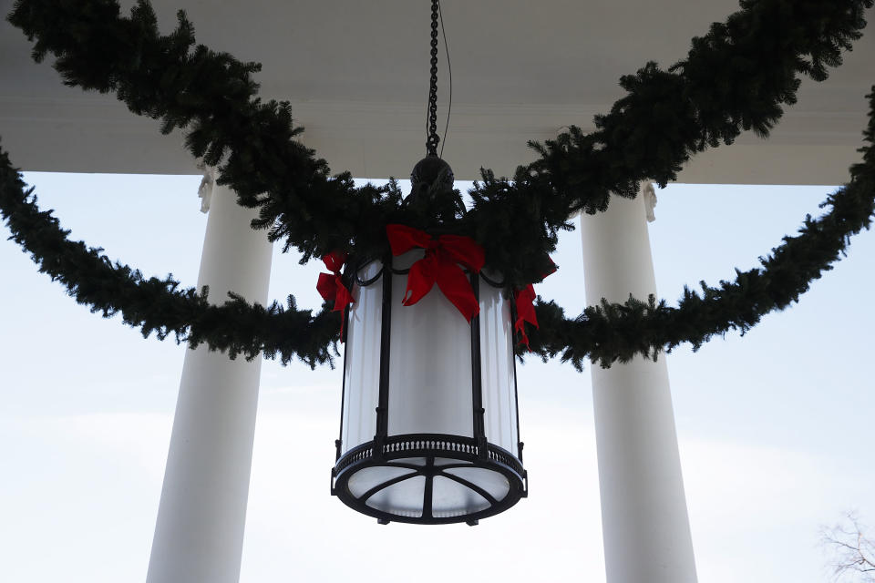 Melania Trump unveils Christmas at the White House