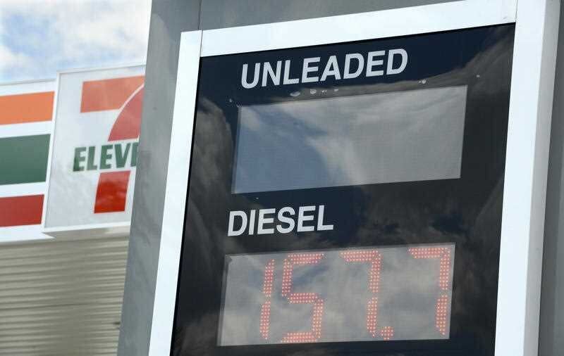 7-Eleven petrol station price sign