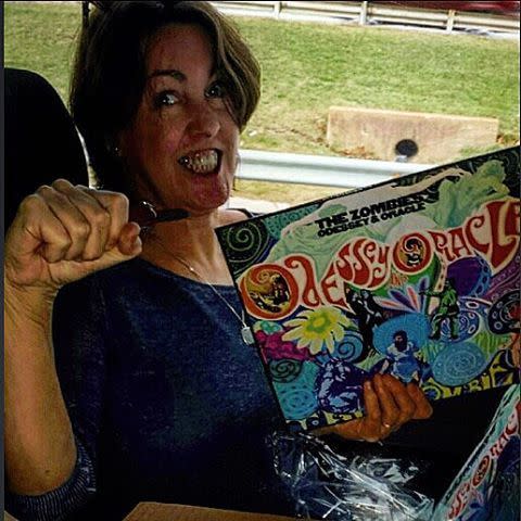 Chris White’s wife, Vivienne White, is opening some Odessey And Oracle Vinyl in preparation for tonight. Team work gets us through the long hours traveling. Still Got That Hunger is out NOW!!#TheZombies #OdesseyAndOracle#StillGotThatHunger #NYC #TourLife#NewMusicFriday #VanLife#YahooTakeover #RockNRoll