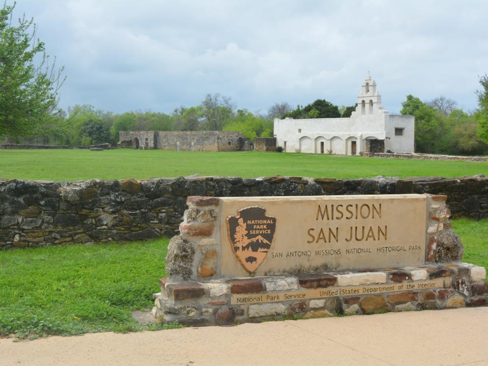 San Antonio Missions Nat Historical Park with sidewalk trail