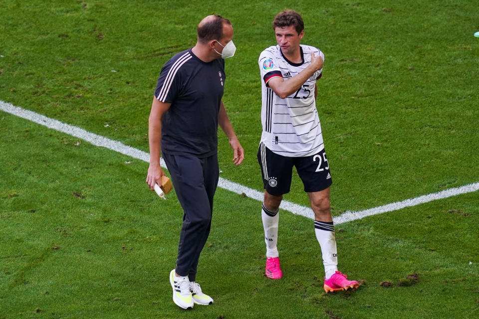 Thomas Müller verletzte sich in der letzten Minute des Spiels gegen Portugal. (Bild: Getty Images)