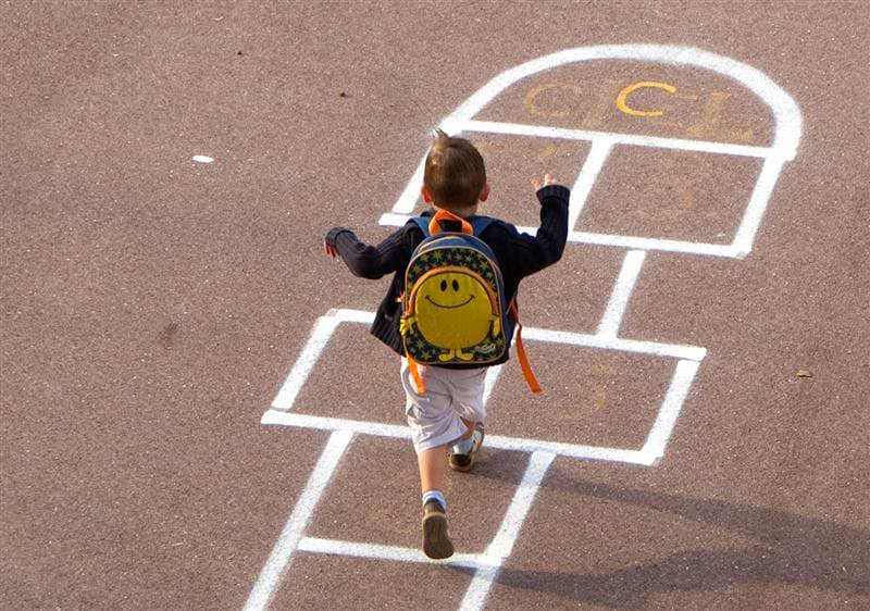 Un enfant à la récréation (PHOTO D'ILLUSTRATION). - -