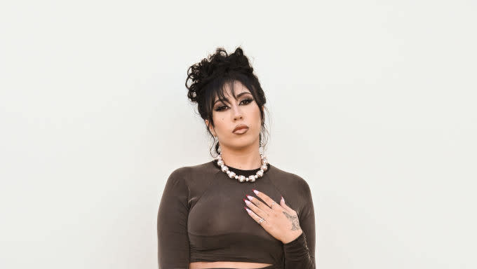 kali uchis