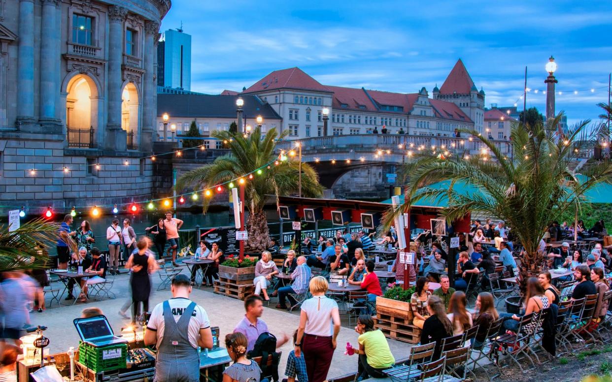 A German politician says waiters speaking English in Berlin 'drives me up the wall' - Getty Images Contributor