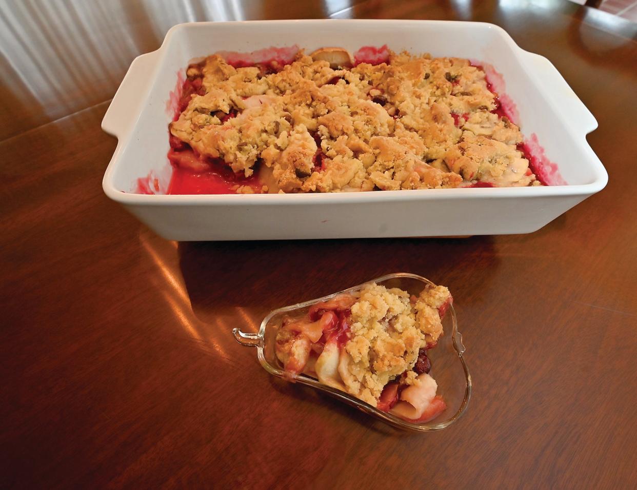 Cranberry apple crisp