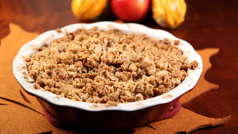 Fruit crisp in bowl