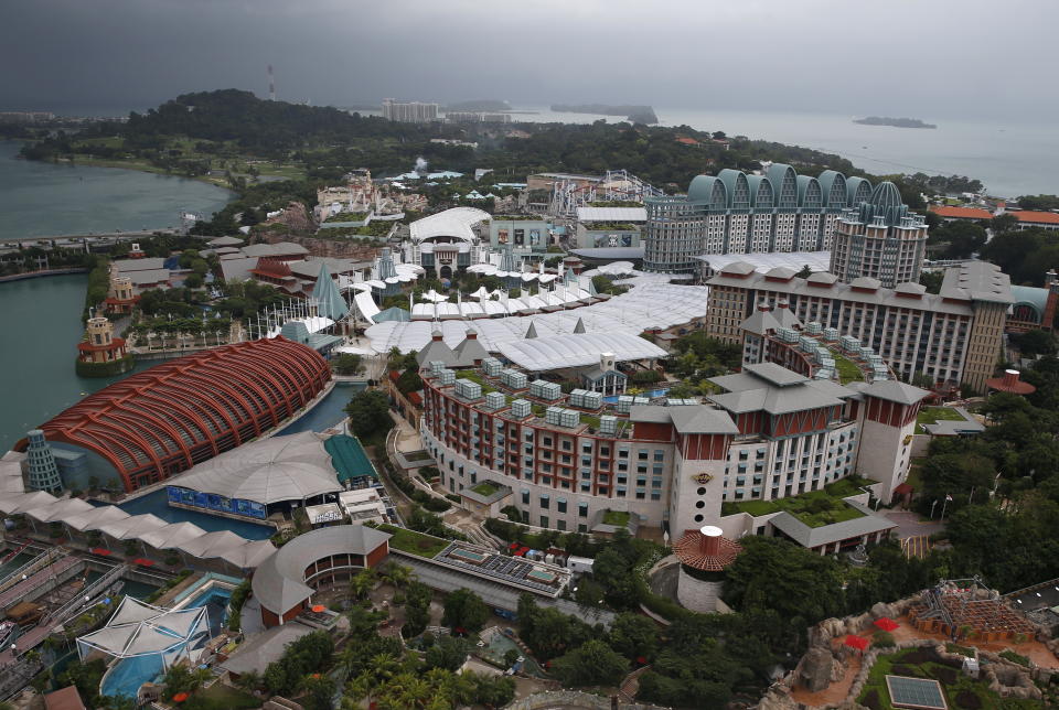 US rival MGM Resorts recently approached Genting Singapore's controlling shareholder, the billionaire Lim family, to express its interest in a deal.