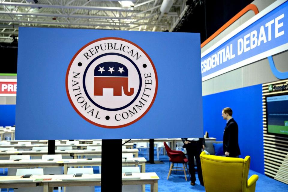 PHOTO: A Republican National Committee (RNC) sign stands in the media filing center ahead of the Republican presidential candidate debate in North Charleston, South Carolina, Jan. 14, 2016. (Bloomberg via Getty Images, FILE)