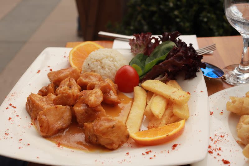 turkey food - orange chicken