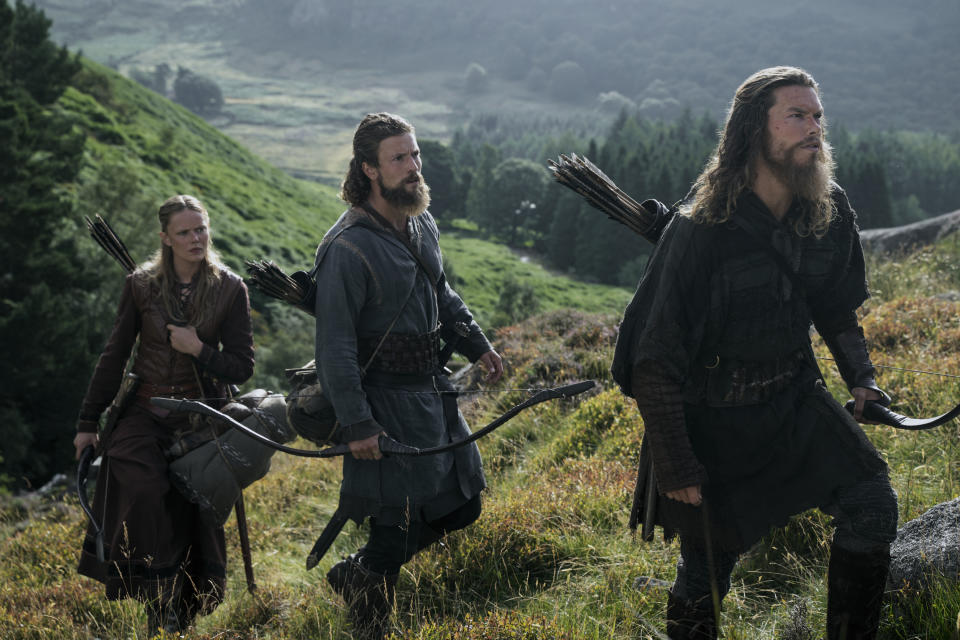 Vikings: Valhalla. (L to R) Frida Gustavsson as Freydis Eriksdotter, Leo Suter as Harald Sigurdsson, Sam Corlett as Leif Eriksson in episode 201 of Vikings: Valhalla. Cr. Bernard Walsh/Netflix © 2022