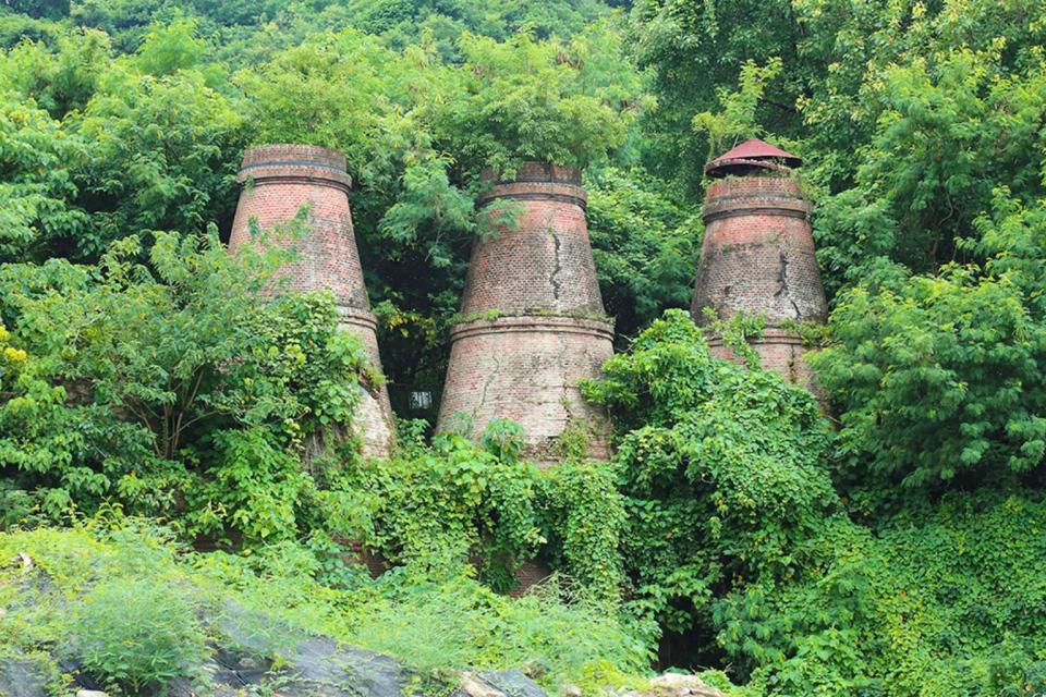 台灣水泥百年石灰窯，過去從未正式開放，此次「文博遶境」首度舉辦官方導覽。圖／Carter攝影