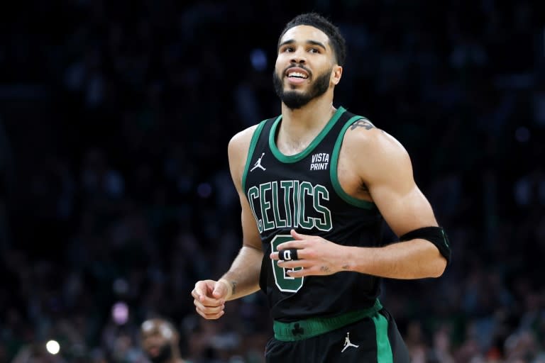 <a class="link " href="https://sports.yahoo.com/nba/players/5765/" data-i13n="sec:content-canvas;subsec:anchor_text;elm:context_link" data-ylk="slk:Jayson Tatum;sec:content-canvas;subsec:anchor_text;elm:context_link;itc:0">Jayson Tatum</a>'s 25 points helped the <a class="link " href="https://sports.yahoo.com/nba/teams/boston/" data-i13n="sec:content-canvas;subsec:anchor_text;elm:context_link" data-ylk="slk:Boston Celtics;sec:content-canvas;subsec:anchor_text;elm:context_link;itc:0">Boston Celtics</a> return to the NBA Eastern Conference finals for a third straight season with victory over <a class="link " href="https://sports.yahoo.com/nba/teams/cleveland/" data-i13n="sec:content-canvas;subsec:anchor_text;elm:context_link" data-ylk="slk:Cleveland;sec:content-canvas;subsec:anchor_text;elm:context_link;itc:0">Cleveland</a> (Adam Glanzman)
