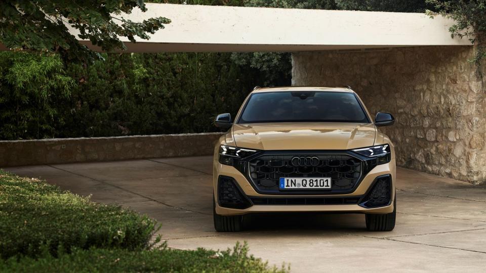 2024 audi q8