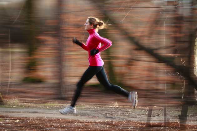 Sicher Joggen und Radfahren im Dunkeln