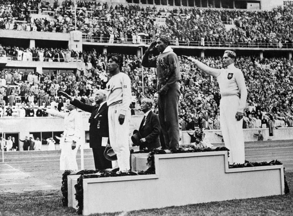 Jesse Owens snubbed by Hitler