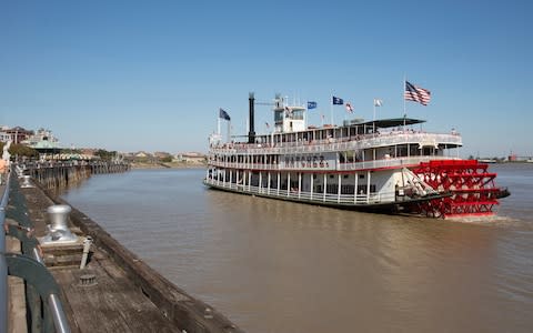 steam boat natchez - Credit: Universal Images Group