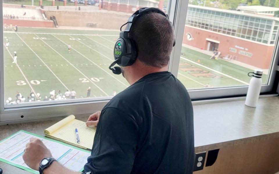 River Bluff coach Blair Hardin watches his team scrimmage on Thursday, Aug. 4, 2022.