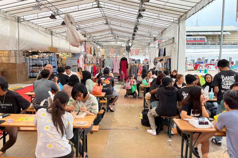 Woodlands Pasar Malam - Seating