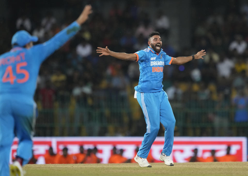 Indian Mohammed Siraj unsuccessfully appeals for the wicket of Fakhar Zaman during the Asia Cup cricket match between India and Pakistan in Colombo, Sri Lanka on Monday, Sept.11, 2023. (AP Photo/Eranga Jayawardena)