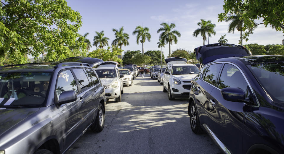 Cars lined up to receive food at a food distribution at Palm Beach Outlets in West Palm Beach, Florida on 7/21/2020 (Courtesy Feeding South Florida)