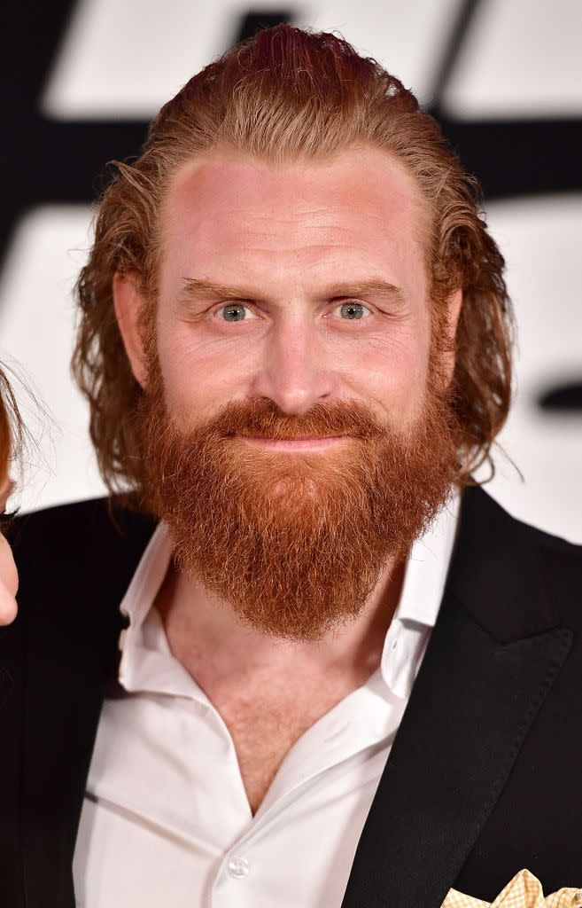 Kristofer Hivju (with facial hair)