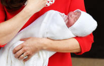 Britain's Catherine, The Duchess of Cambridge leaves the Lindo Wing at St Mary's Hospital with her newborn son in London April 23, 2018. John Stillwell/Pool via Reuters