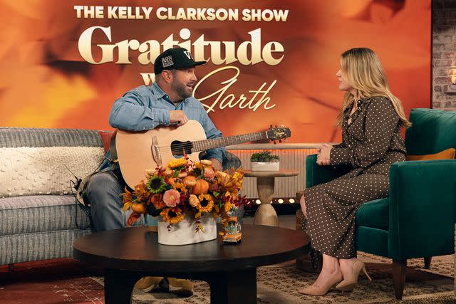 <p>Weiss Eubanks/NBCUniversal via Getty Images</p> Garth Brooks on <em>The Kelly Clarkson Show</em> Nov. 20, 2023