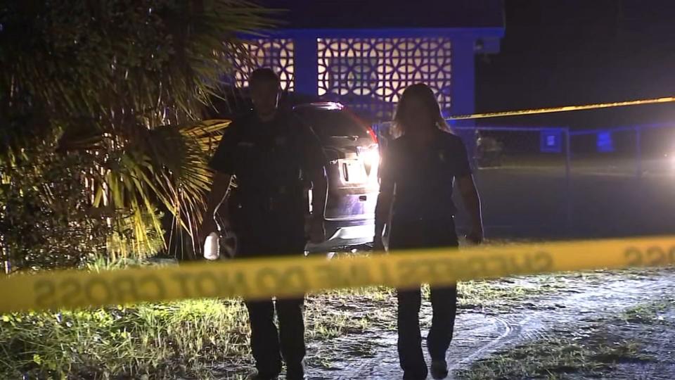 PHOTO: Police on the scene after a man was shot by a neighbor while trimming trees near their property line, Sept. 17, 2023, in DeLeon Springs, Fla. (WFTV)